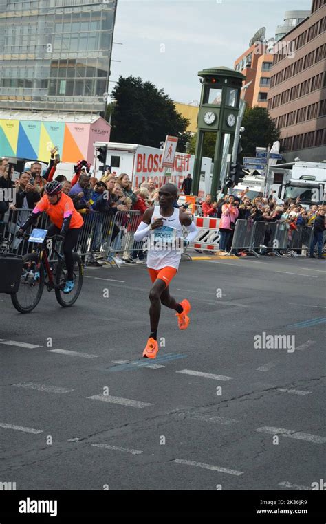 Berlin Germany September Kenyas Eliud Kipchoge Breaks