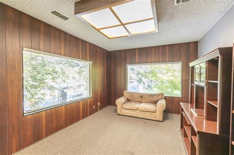 900 G Street - Turton Commercial Real Estate