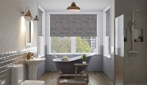 factors    choosing  bathroom blinds