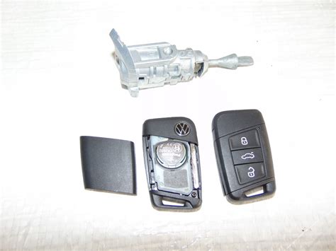 VW PASSAT B8 KLUCZYK PILOT WKŁADKA 3G0959752CF 3G0959752CF za 999 zł z