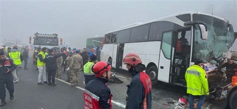 Sakarya Kuzey Marmara Otoyolu Nda Z Nc Rleme Kaza Vatanda Hayatini