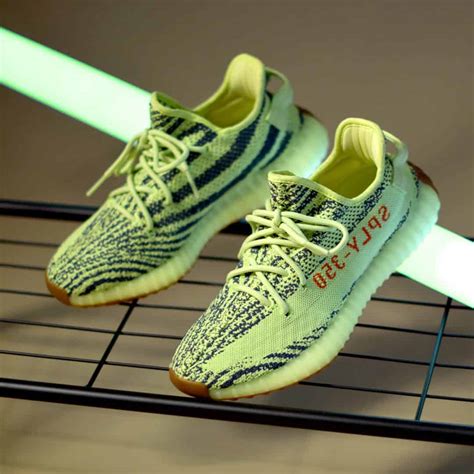 Yeezy 350 V2 Frozen Yellow: How To Spot Fakes (2025)