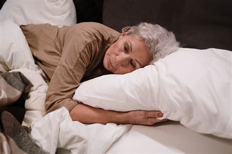 How To Sleep Better At Any Age Sleeping Tips For Seniors Weeklywealth