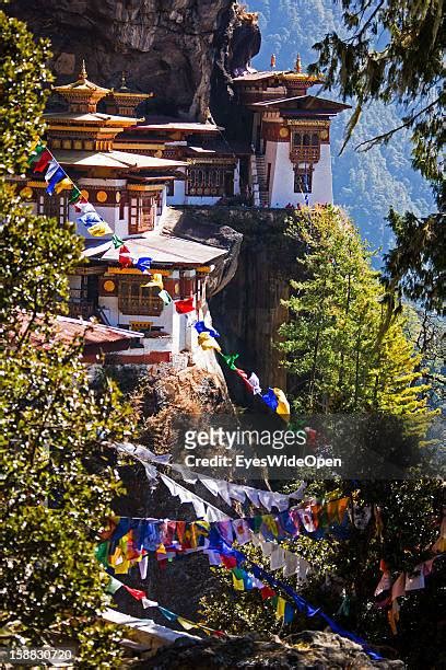 Taktsang Palphug Monastery Photos Et Images De Collection Getty Images