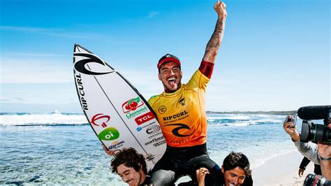 Gabriel Medina Secures His Spot In Historic Rip Curl Finals Rip Curl