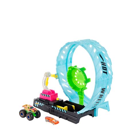 HOT WHEELS Monster Trucks Glow In The Dark Epic Loop Challenge Duty