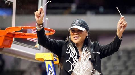 Carolyn Peck elated for Dawn Staley as second black coach to win women ...