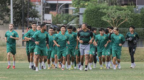 Persebaya Tc Di Jogjakarta Aji Apresiasi Peningkatan Kondisi Pemain