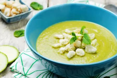 Recette Soupe Froide Aux Courgettes Et Au Radis Noir Facile Mes