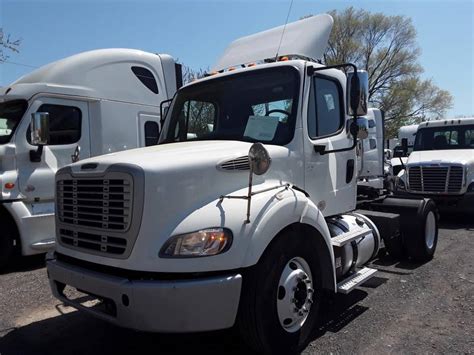 2017 Freightliner M2 112 For Sale Day Cab 674444