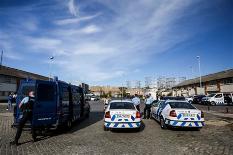 Psp Realiza Operação De Combate Ao Tráfico De Droga Em Lisboa Expresso