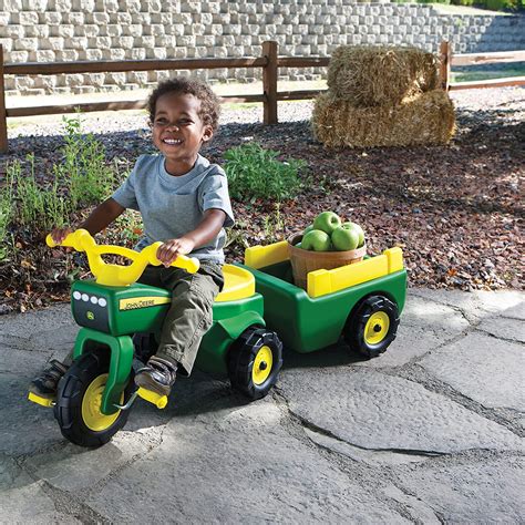 John Deere Pedal Tractor And Wagon Shop Ride On Toys Online