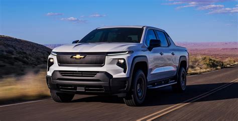 Chevy upgrades Silverado EV electric pickup to 450 miles of range | Electrek