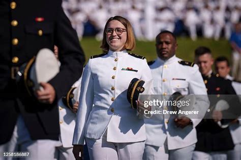 Graduating Midshipmen Arrive For The Us Naval Academy Graduation