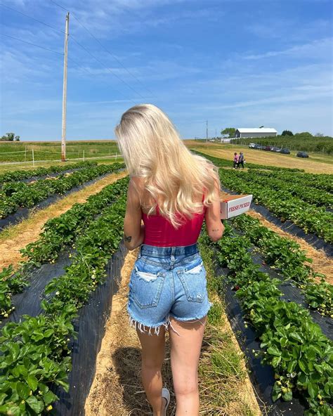 "fresh picked" : r/Claudia_Walsh