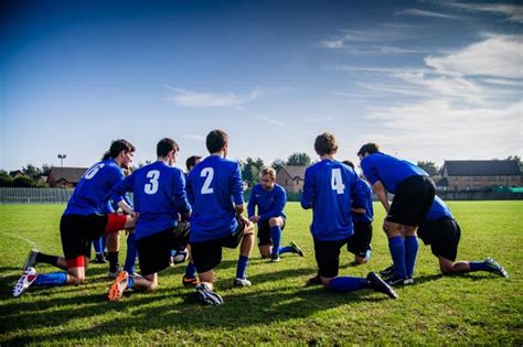 Mentalidad del entrenador de fútbol base COMO DEBES ACTUAR