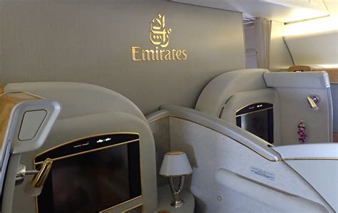 Emirates: 777 - First Class Suite - Live Light & Travel