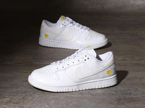 Nike Dunk Low White Sail Opti Yellow Fd0803 100 女裝 鞋 波鞋 Carousell