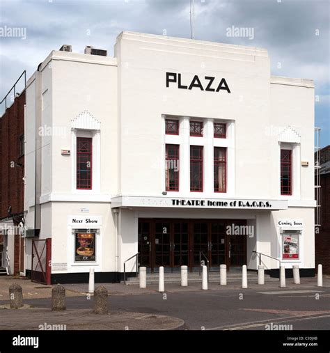 Plaza Theatre, Romsey, Hampshire, England, UK Stock Photo - Alamy