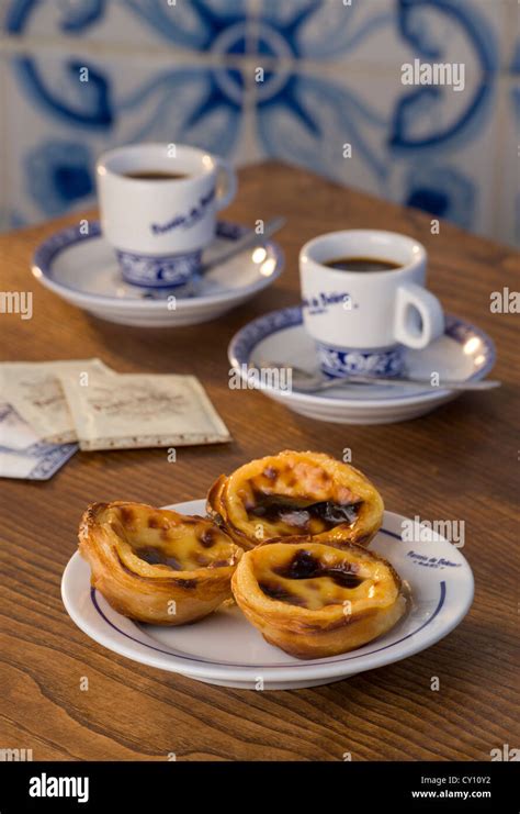 Tartas De Crema Portuguesa Tradicional Fotograf As E Im Genes De Alta