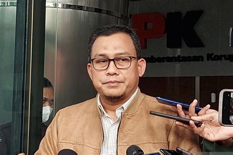 Kpk Panggil Ketua Pokmas Jatim Sebagai Saksi Kasus Dana Hibah