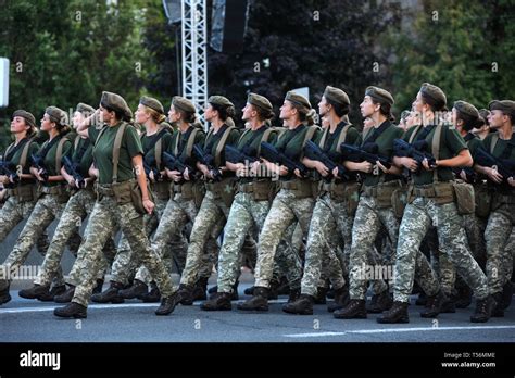 Womens Battalion Stockfotos Und Bilder Kaufen Alamy