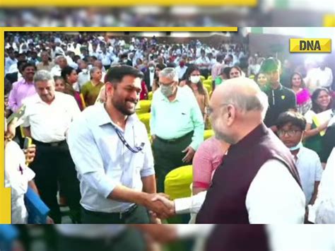 Ms Dhoni S Picture With Amit Shah Goes Viral Here S How Netizens Reacted