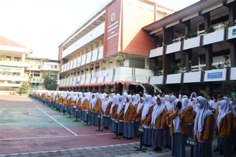 Ketua Pwm Diy Pimpin Upacara Milad Ke Sma Muhammadiyah Yogyakarta