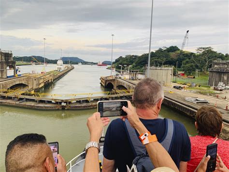 Travesía Por El Canal De Panamá Viajeros Listos