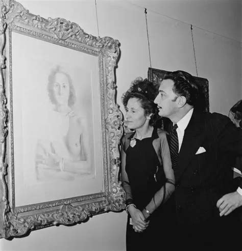 Spanish Surrealist Painter Salvador Dali And His Wife Old Photo