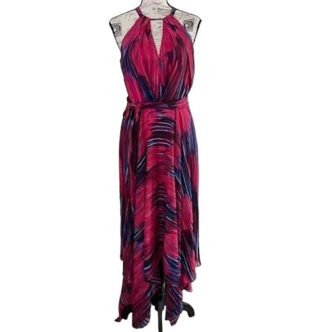 Halston Heritage Dresses Halston Heritage Printed Sleeveless Gown