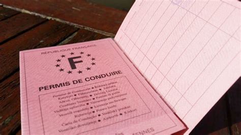 Permis De Conduire Dématérialisé Comment Faire Pour Lajouter à Son