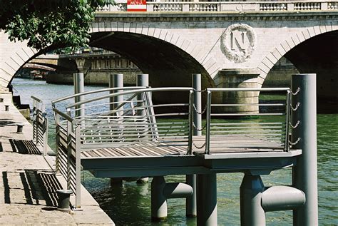 Embarcad Re Saint Michel Sur La Seine Paris Spielmann Chirino