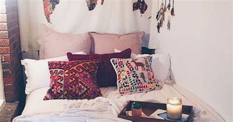 15 Tips To Create A Tumblr Dorm Room Thatll Make Anyone Jealous Dorm