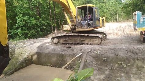 Beginilah Proses Pemisahan Tanah Dan Pasir Tambang Menggunakan