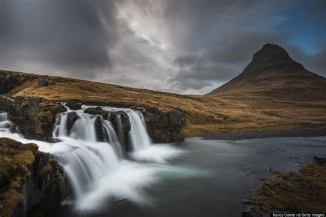 11 Photos Of Mount Kirkjufell Will Convince You To Fly To Iceland ...