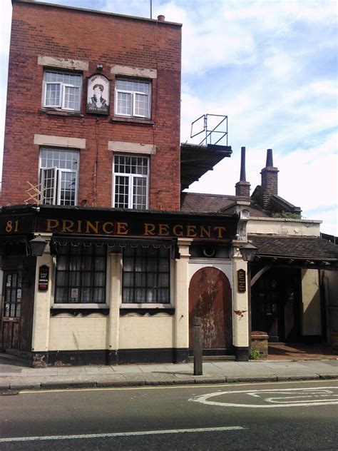 Traveling to Jubilee Street in Stepney by Public Transit 15