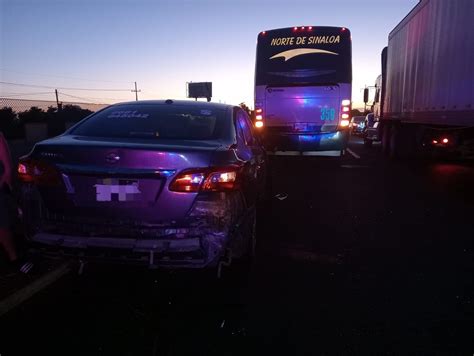 Choque sobre la México 15 en Guasave deja daños materiales