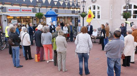 Atom Mahnwache Vor Bankhaus Seeliger RegionalHeute De