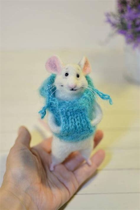 Sculpture Mouse In Jumper Figurine Mouse In Clothes Filz Mice Etsy