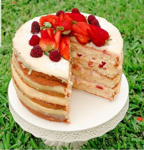 Naked Cake Frutos Rojos Postres Diana Carrion