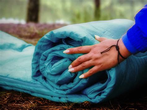 How To Choose The Right Sleeping Bag For Camping