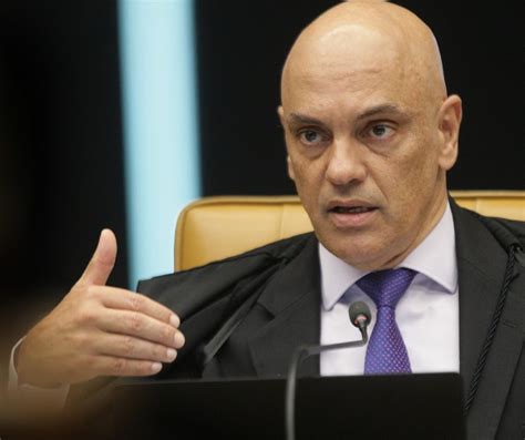 Moraes dá 48 horas para Ministério da Defesa apresentar relatório de