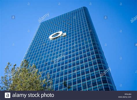 O2 Telefonica Stock Photos & O2 Telefonica Stock Images - Alamy