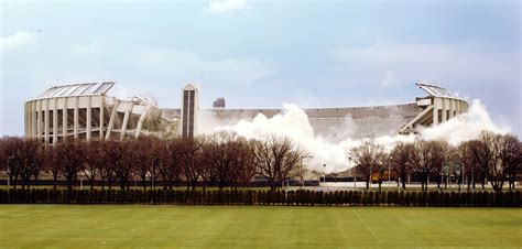 Veteran's Stadium: 1971-2004 - 13MLB: Stadium Demolition - ESPN