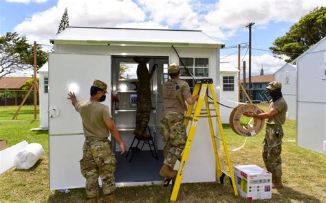 DVIDS - Images - Hawaii National Guard assemble temporary shelters ...