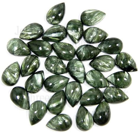 Natural Green Shine Seraphinite X Mm To X Mm Pear Cabochon Loose