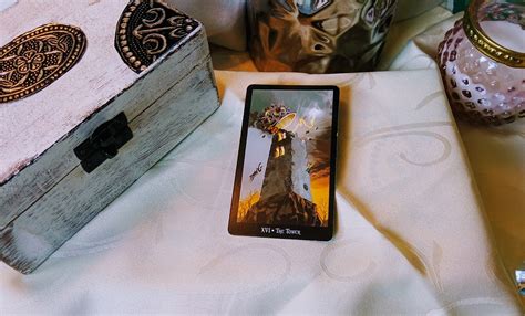 Tarot Karta Kula Koju Nam Poruku Donosi