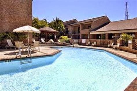 Hotel in Raleigh | Ramada by Wyndham Raleigh - TiCATi.com