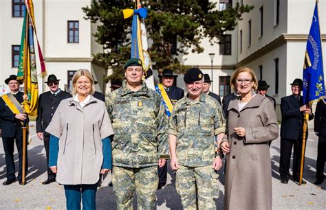 Bundesheer Brigadier Georg Härtinger übernimmt das Kommando über das